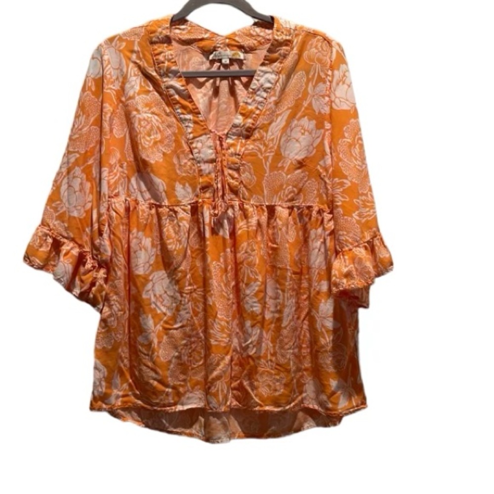 C & C California Orange & White Floral V Neck 3/4 Sleeve Top Size M